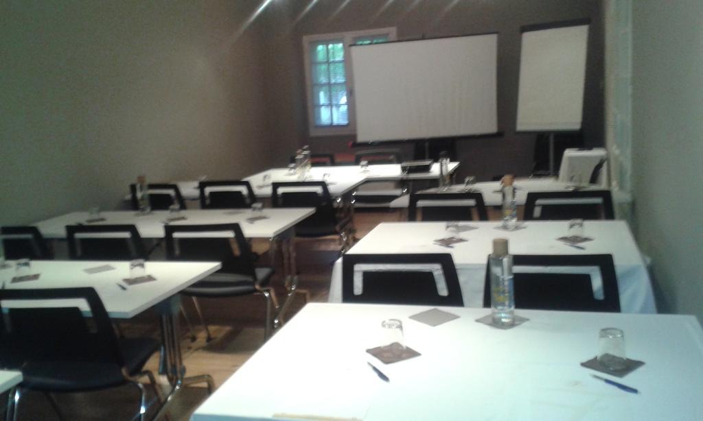 Hostellerie Les Frenes Avignon Ngoại thất bức ảnh
