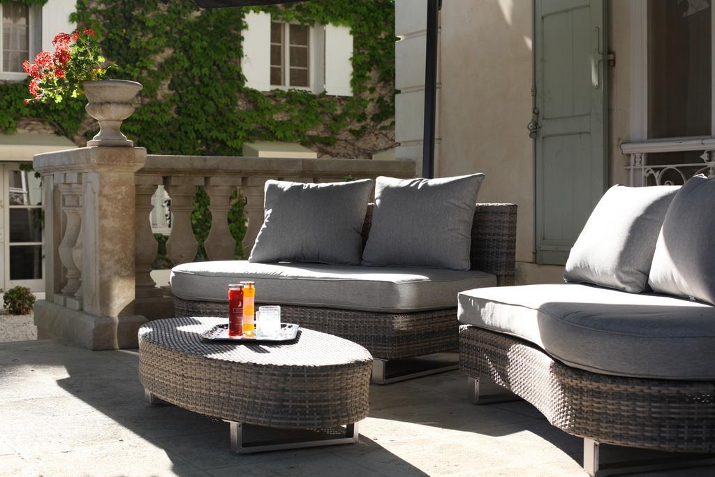 Hostellerie Les Frenes Avignon Ngoại thất bức ảnh